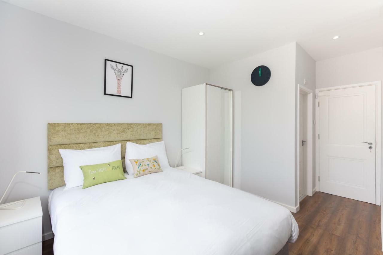Austin David Apartments Хароу Екстериор снимка