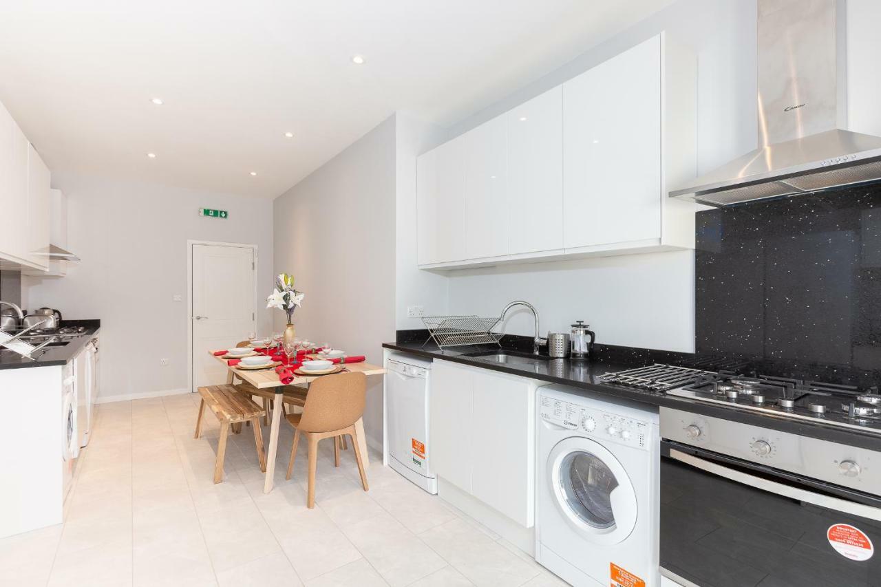 Austin David Apartments Хароу Екстериор снимка